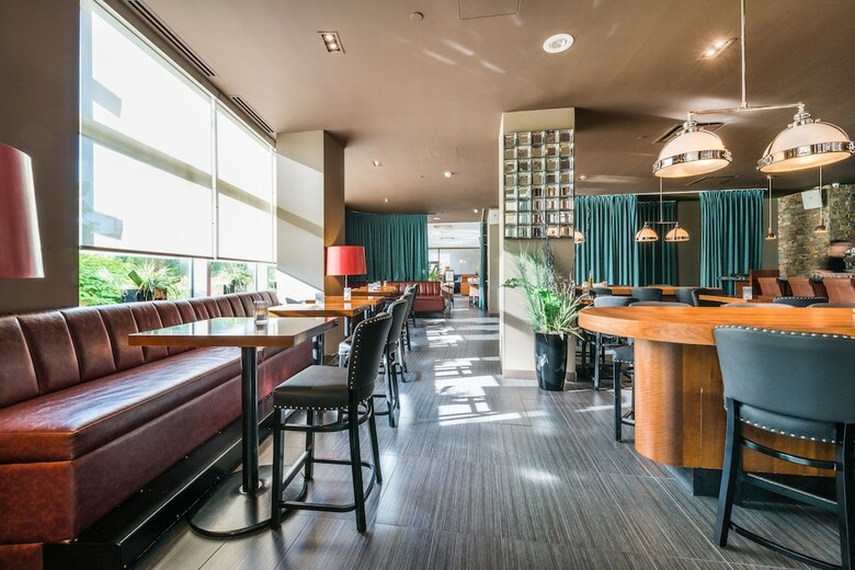 Hotel Novotel Montreal Airport