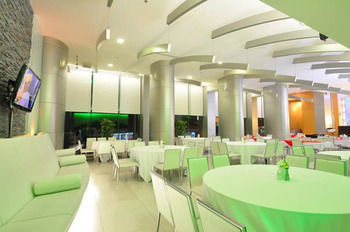 Mayflower Grande Hotel Hat Yai