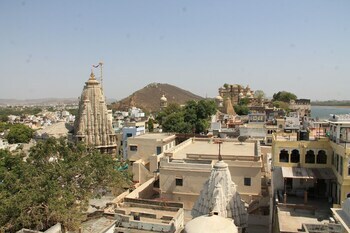 Hotel Udai Niwas On Lake Pichola