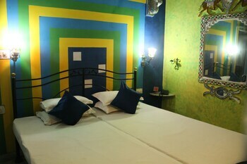 Hotel Udai Niwas On Lake Pichola