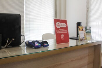 Hotel Zen Rooms Kuningan Anggrek