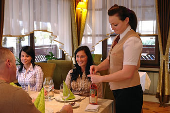 Hotel Korona Pension Restaurant