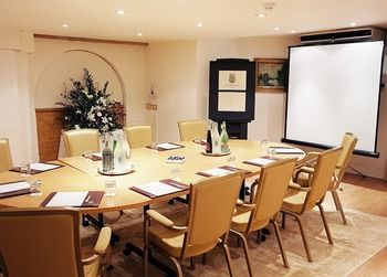 Taplow House Hotel