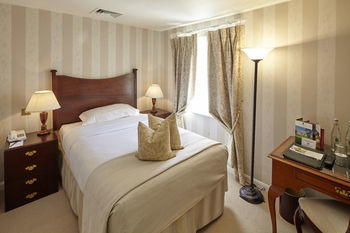 Taplow House Hotel
