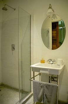 Hostal Ren I Tang