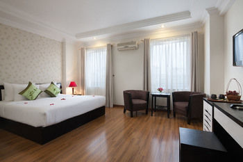 Serenity Villa Hotel