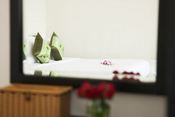 Serenity Villa Hotel