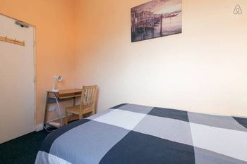 Manu's Place Shared Apartments
