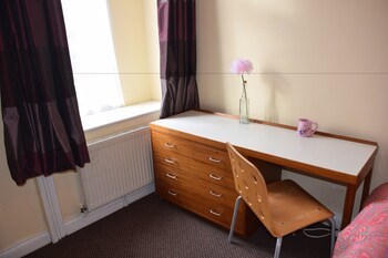 Manu's Place Shared Apartments