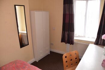 Manu's Place Shared Apartments