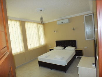 Greenpeace Hotel