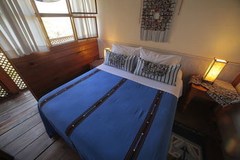 Yellow House - Hostel