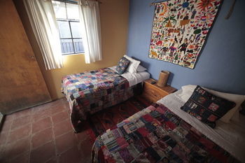 Yellow House - Hostel