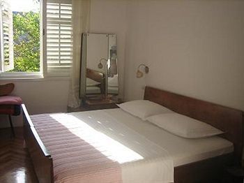 Residencia Apartment Nada