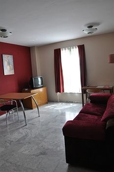 Citizentral Apartamentos Gascons