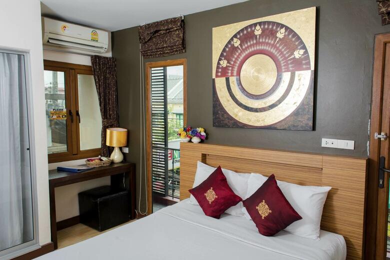 Hotel Sleep With Inn