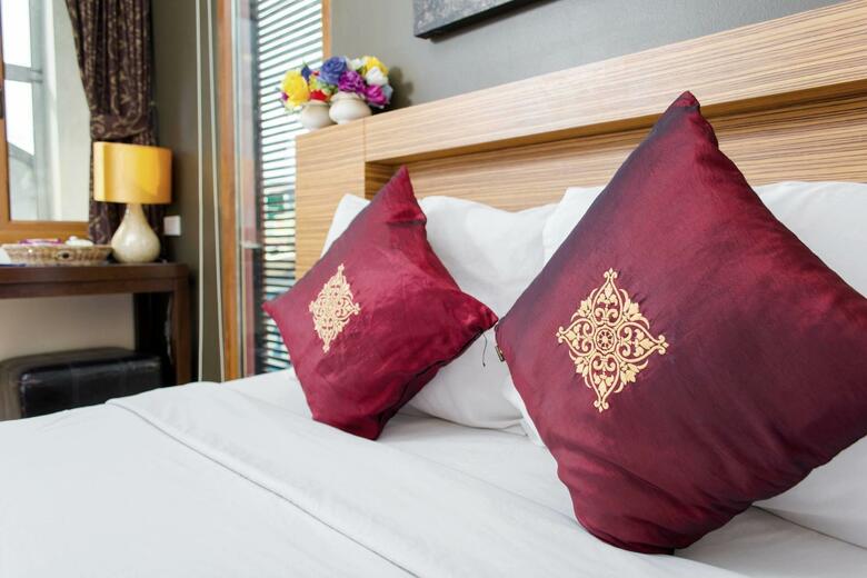 Hotel Sleep With Inn