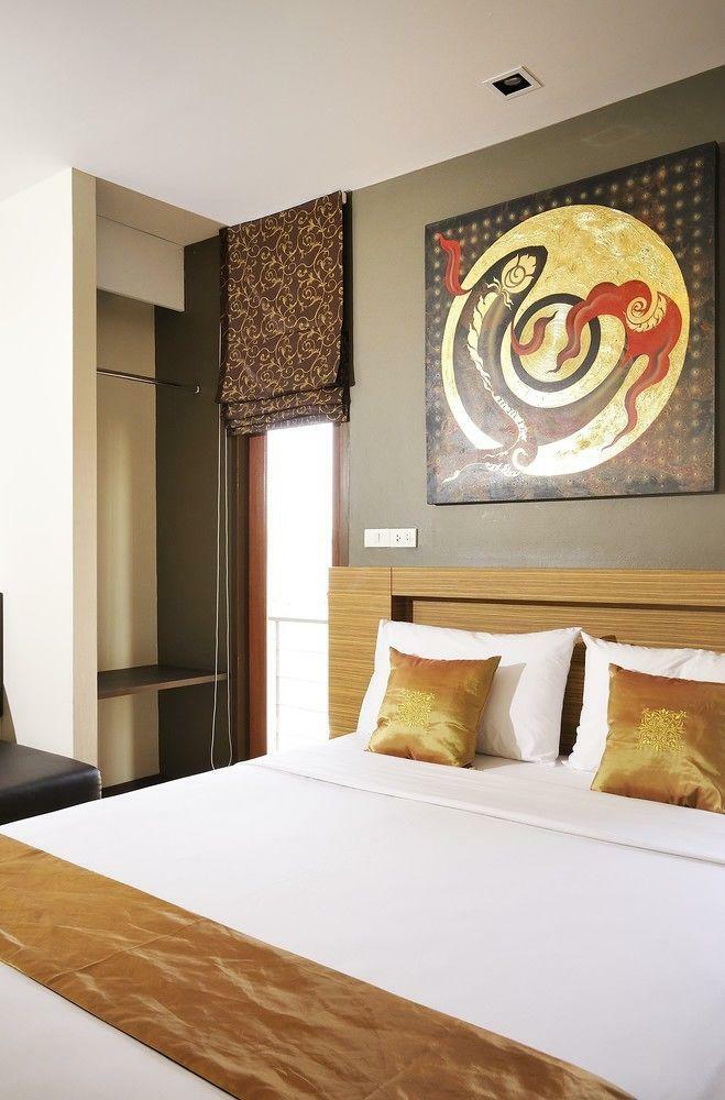 Hotel Sleep With Inn