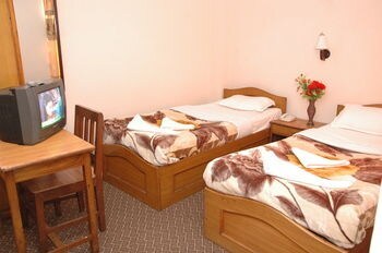 Festoon Hotel