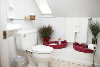 Mauger Estate B&B