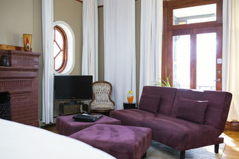 Mauger Estate B&B