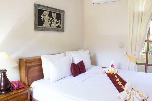 Hotel The Bali Shangrila Beach Club