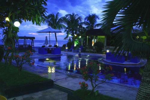 Hotel The Bali Shangrila Beach Club
