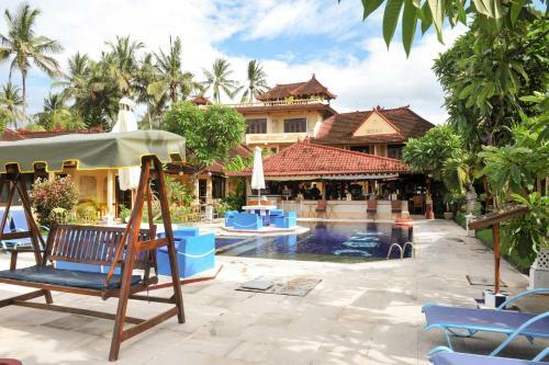 Hotel The Bali Shangrila Beach Club