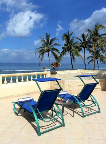 Hotel The Bali Shangrila Beach Club