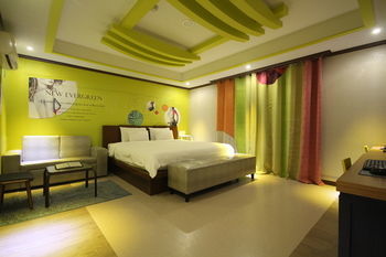 Hotel New Evergreen