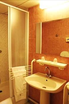 Hotel H�stellerie De L'aiglon