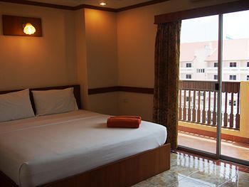 Aparthotel Navin Mansion 3