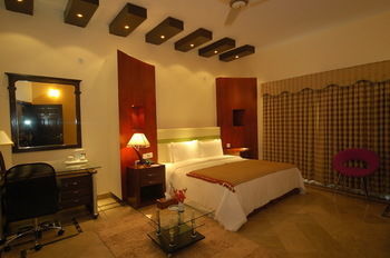 Hotel One Kohsar