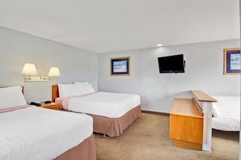 Hotel Howard Johnson Inn Cape Cod Area