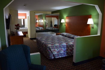 Hotel Royal Inn Douglasville