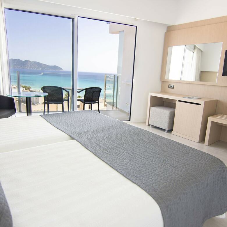 Cm Playa Del Moro Hotel