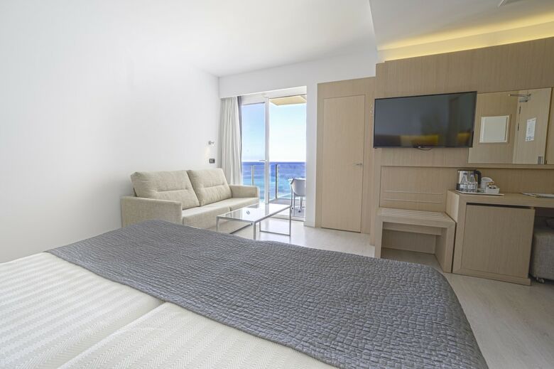 Cm Playa Del Moro Hotel