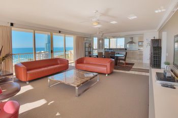 Hotel Contessa Condominiums