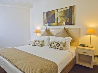 Hotel Regis On Castlereagh