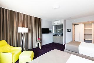 The L Hotel