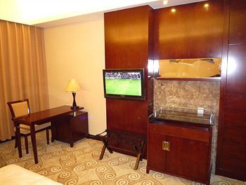 Yifeng Hotel