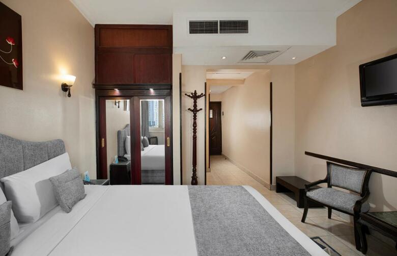 Hotel Holidays Express