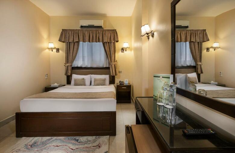 Hotel Holidays Express