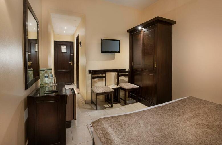 Hotel Holidays Express