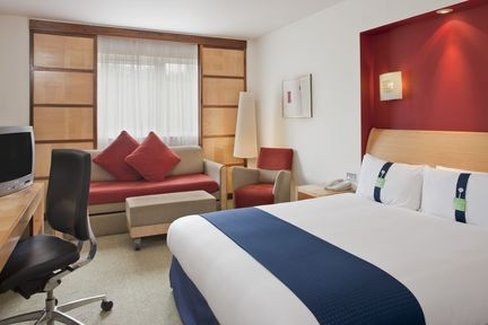 Hotel Holiday Inn