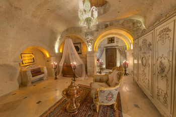 Hotel Elika Cave Suites