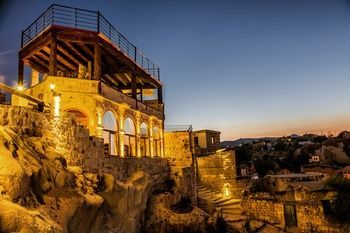 Hotel Elika Cave Suites