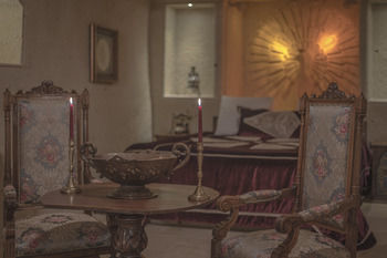 Hotel Elika Cave Suites