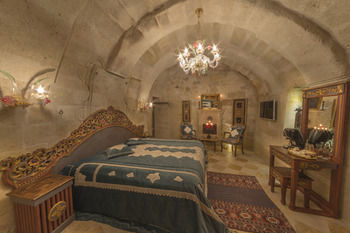 Hotel Elika Cave Suites