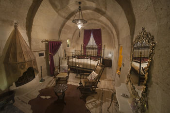 Hotel Elika Cave Suites